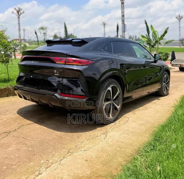 New BYD Song L DM-i 2025 Black
