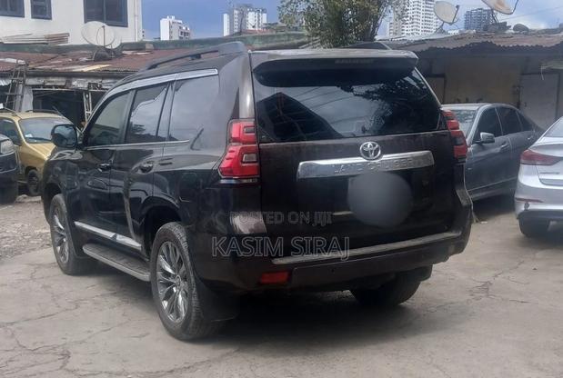 Toyota Land Cruiser Prado 2.8 2020 Brown