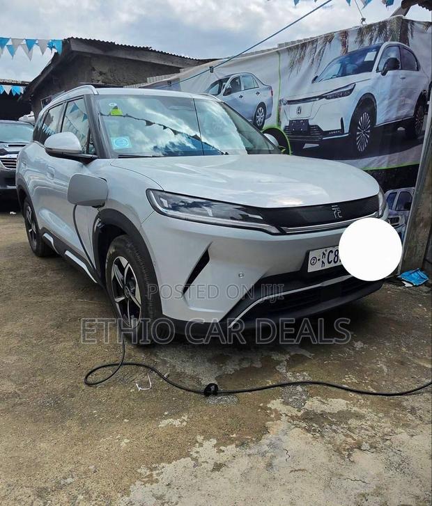 BYD Yuan Up 2025 Ivory