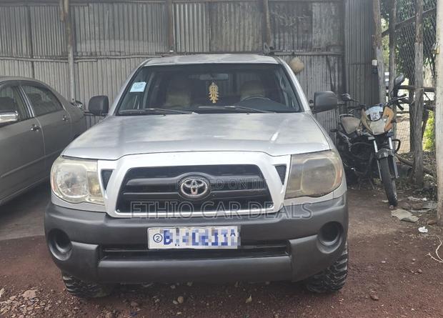 Toyota Tacoma 2008 Silver