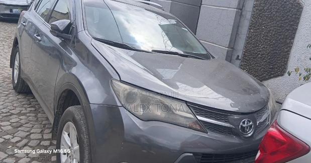 Toyota RAV4 2014 Gray