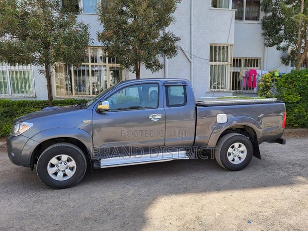 Toyota Hilux 2008 Black