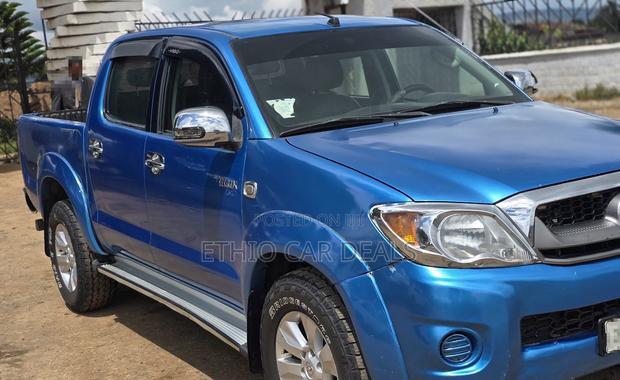 Toyota Hilux 2007 Blue