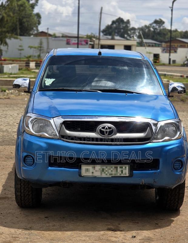 Toyota Hilux 2007 Blue