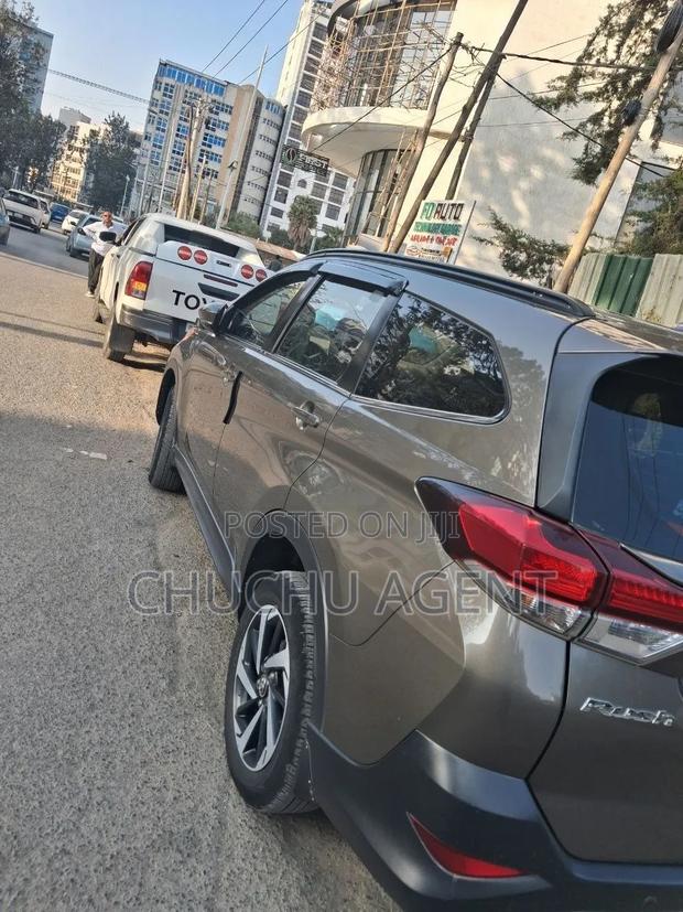 Toyota Rush 2022 Gray