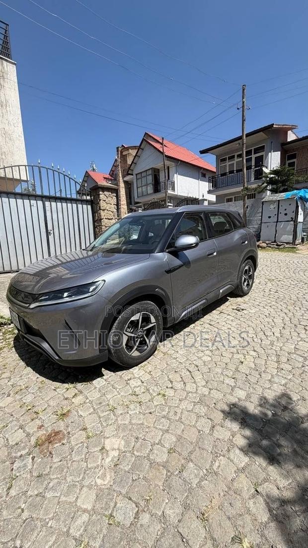 BYD Yuan Up 2025 Gray