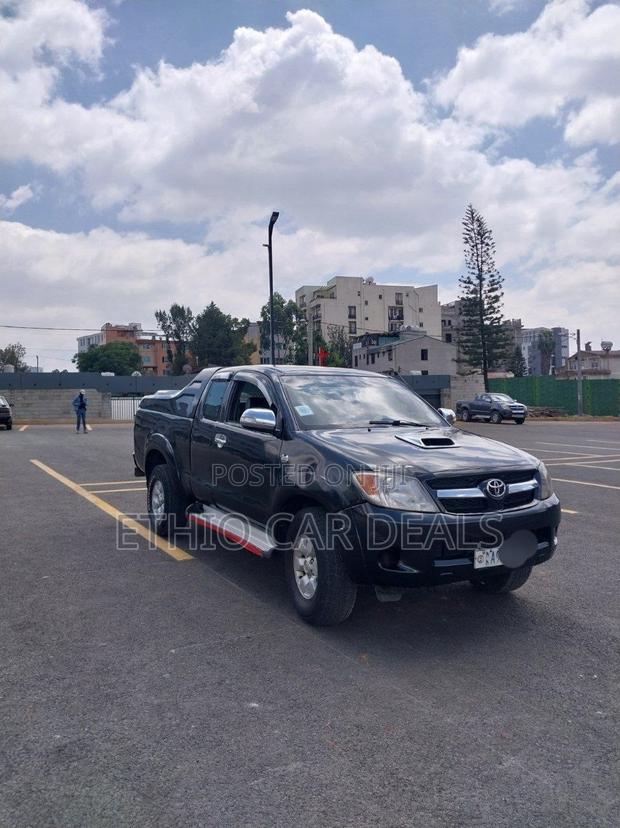 Toyota Hilux 2007 Black