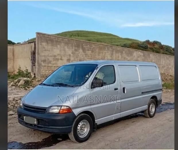 Toyota Toyoace 2001 Silver