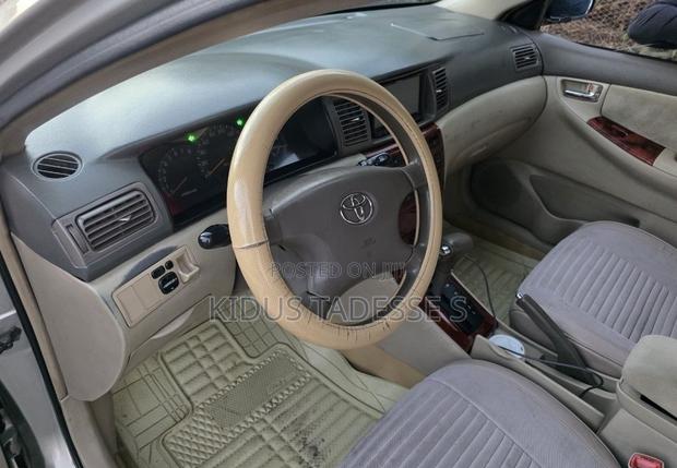 Toyota Corolla Sedan Automatic 2003 Silver