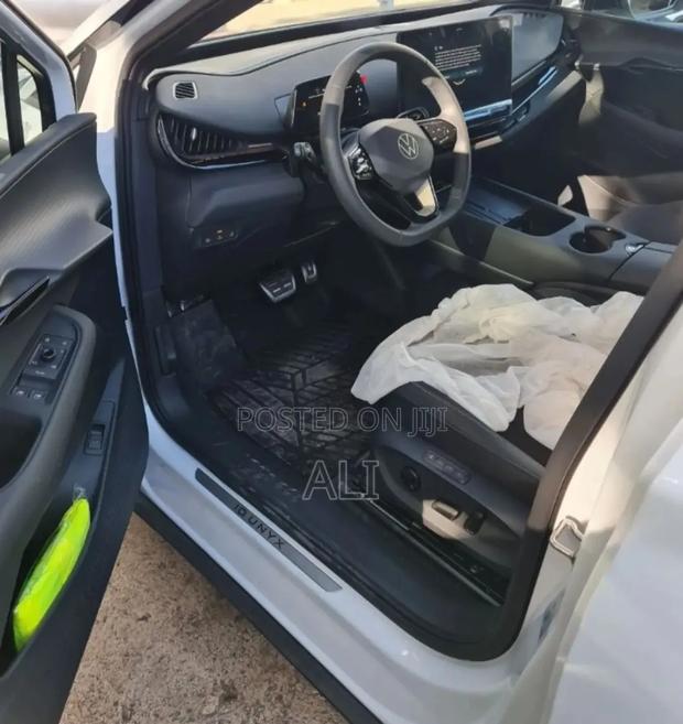 New Volkswagen ID.7 2025 White