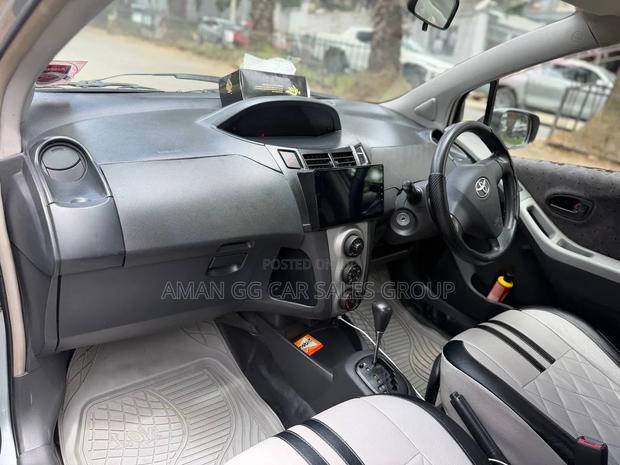 Toyota Yaris 2007 Gray