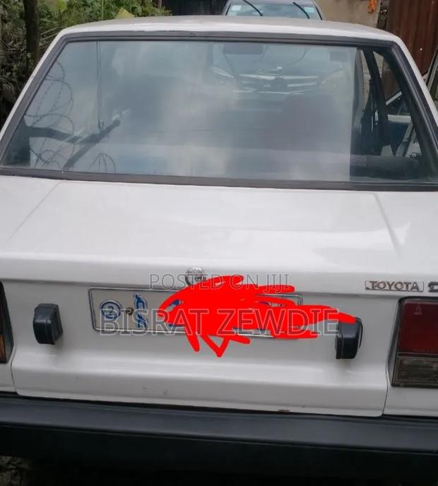 Toyota Corolla 1985 White