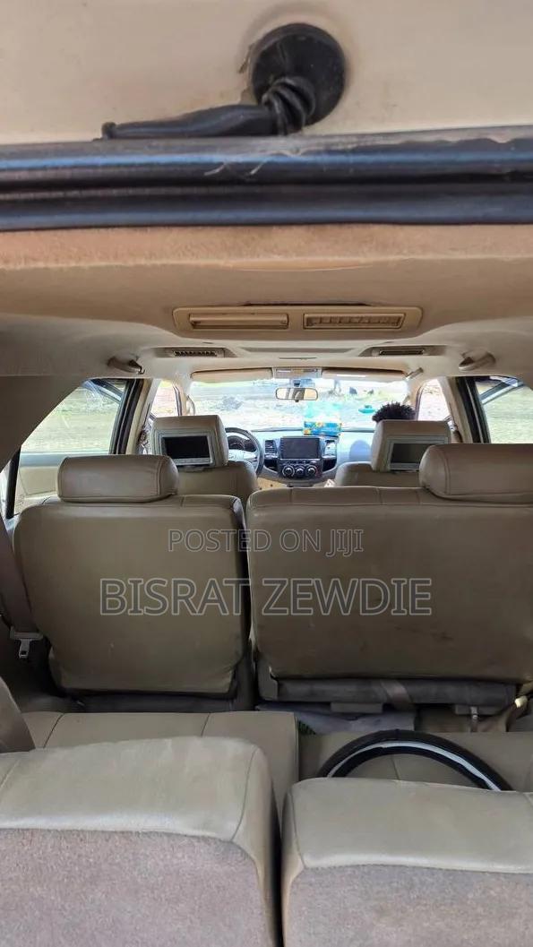 Toyota Fortuner 2012 White