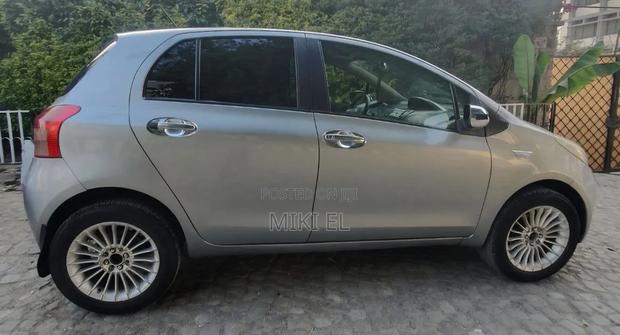 Toyota Yaris 2007 Gray