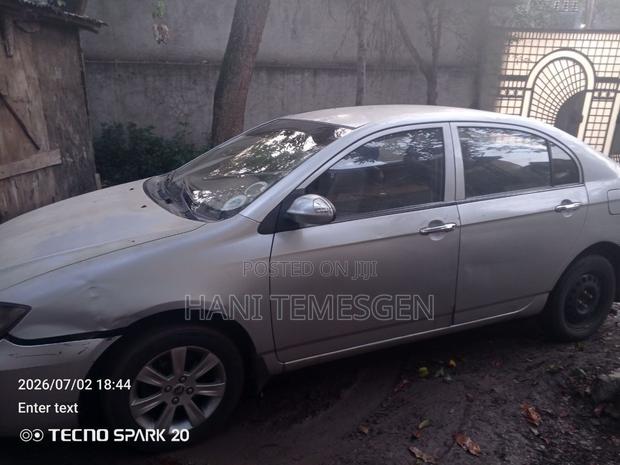Lifan 530 2013 Silver
