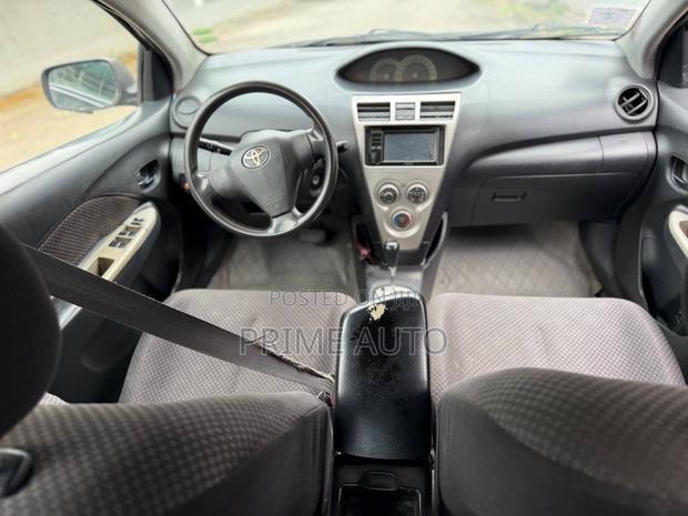 Toyota Yaris 1.0 VVT-i 2007 Black