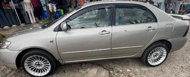Toyota Corolla 2007 Gold
