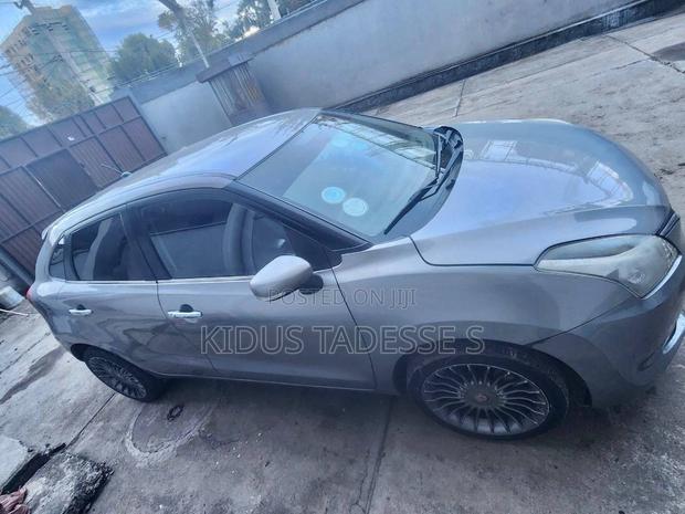 Suzuki Baleno 2019 Silver