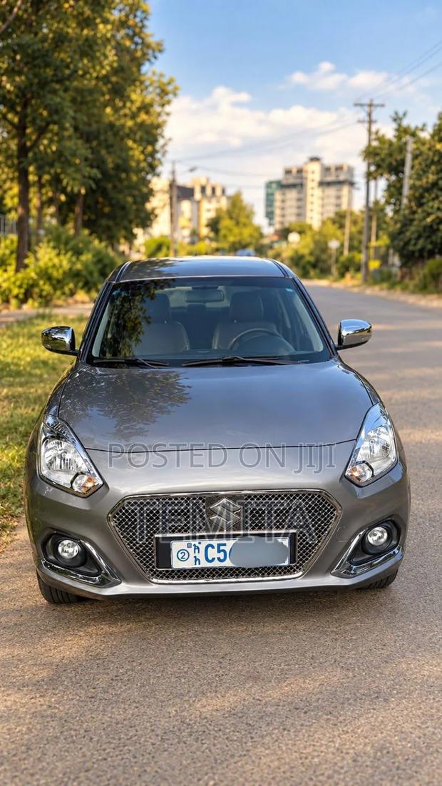 Suzuki Dzire 2022 Silver