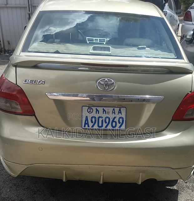 Toyota Yaris 2007 Yellow