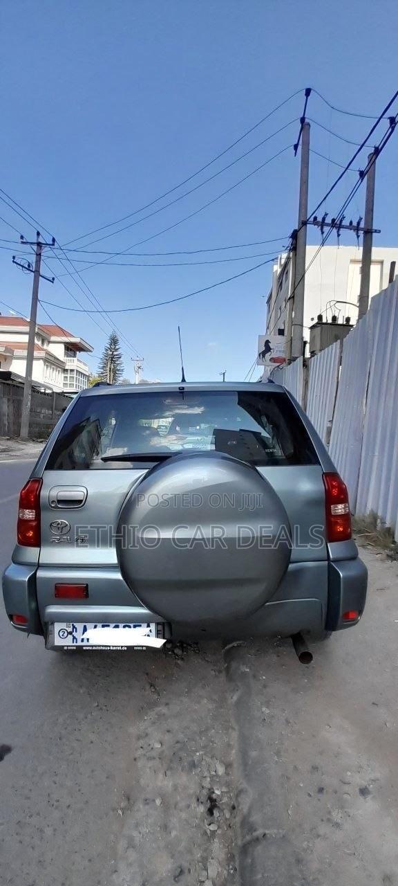 Toyota RAV4 2005 Blue