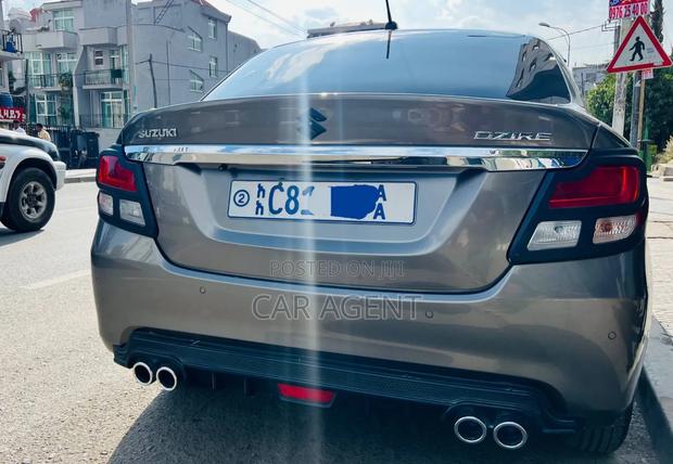 Suzuki Dzire 2023 Gray
