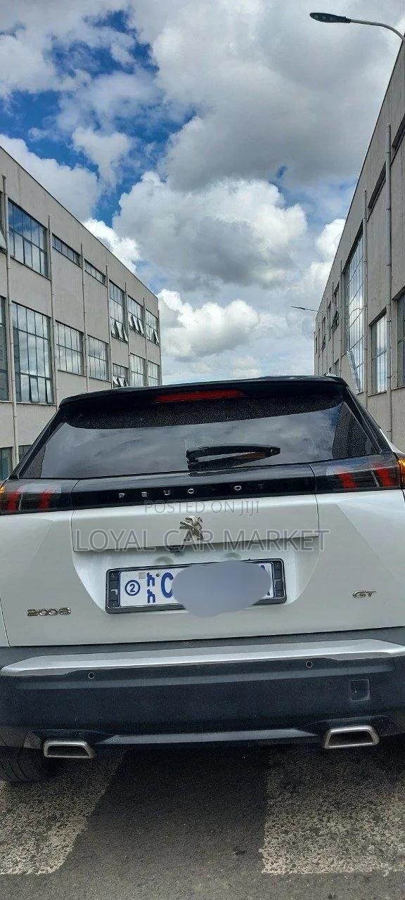 Peugeot 2008 2022 White