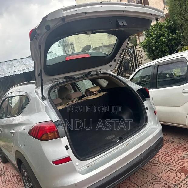 Hyundai Tucson 2020 Silver