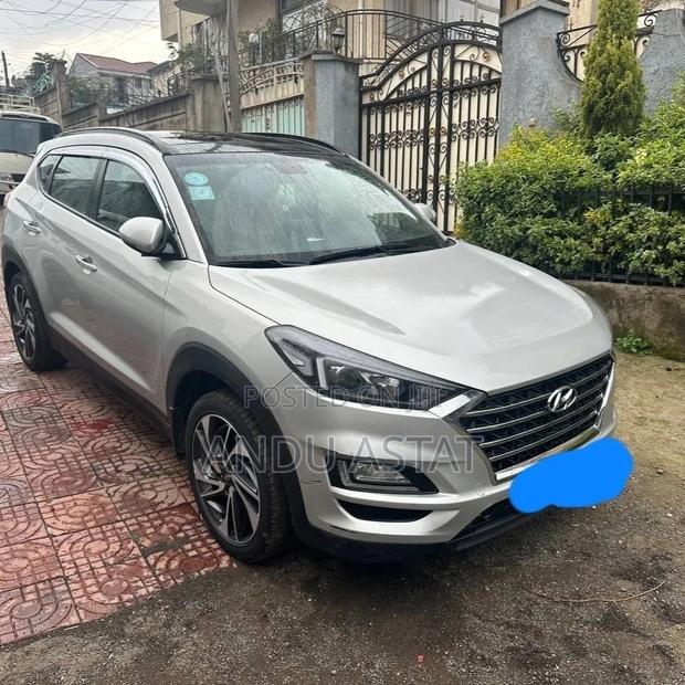 Hyundai Tucson 2020 Silver