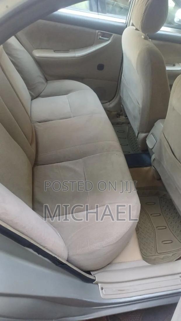 Toyota Corolla 1985 Gray