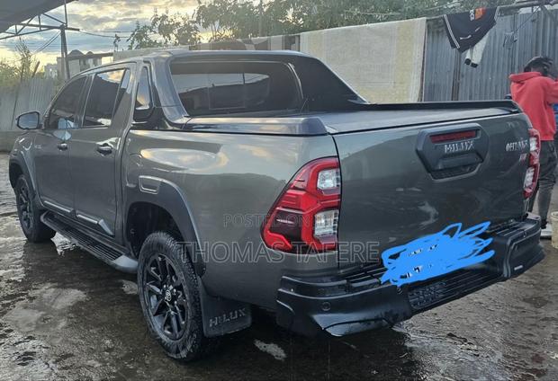Toyota Hilux 2023