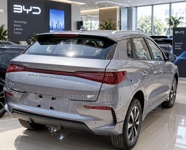 New BYD E2 43 kWh 94 hp FWD 2024 Gray