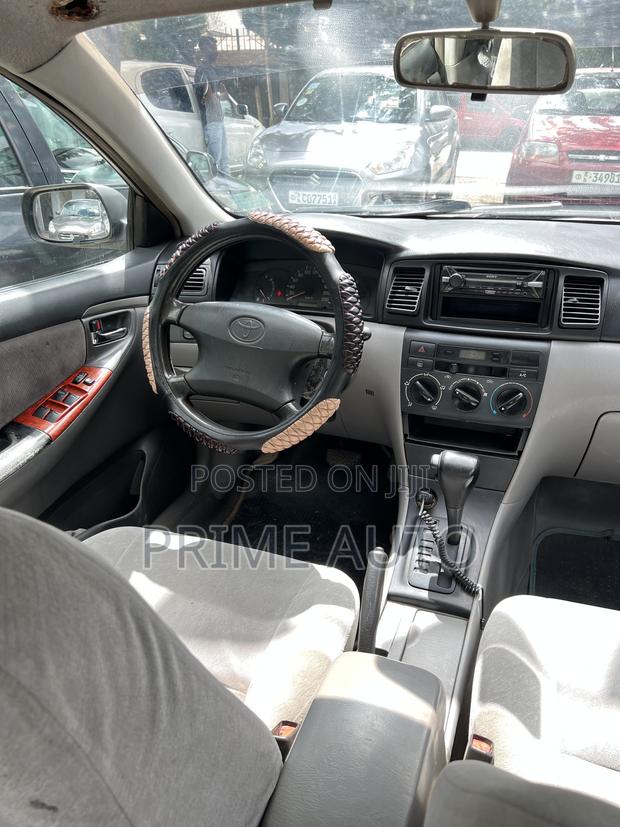 Toyota Corolla Sedan 2003 Gold