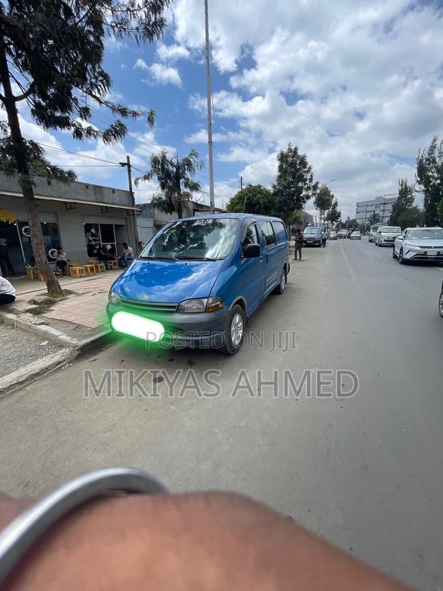 Toyota Vitz 2001 Blue