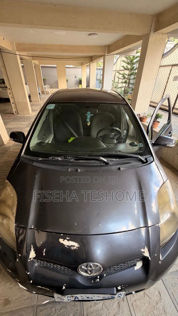 Toyota Yaris 2009 Black