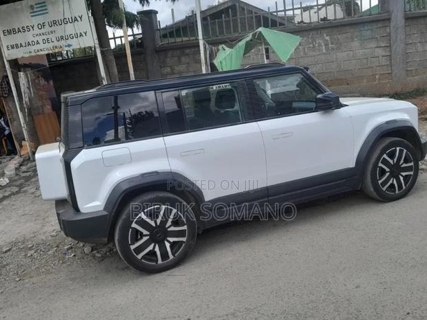 Chery iCar EQ3 2024 Off white