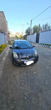 Toyota Yaris Base Hatchback 3dr 2011 Gray for sale