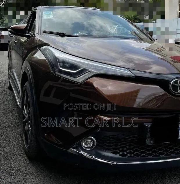 Toyota C-HR 2017 Brown