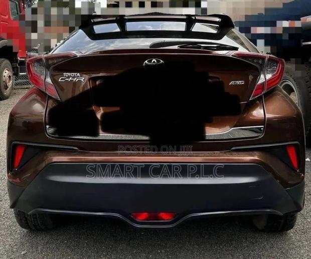 Toyota C-HR 2017 Brown