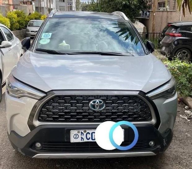 Toyota Corolla Cross 2023 Silver