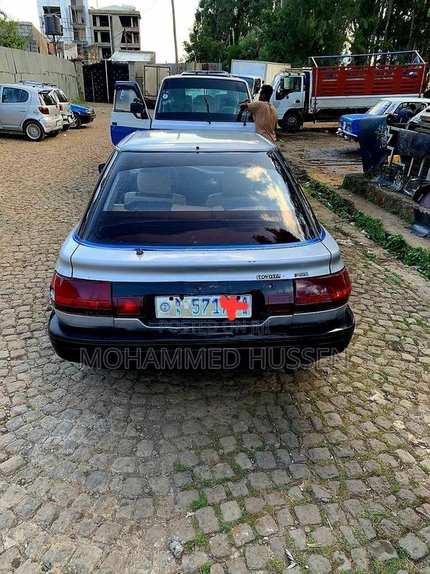 Toyota Corolla 1991 Silver