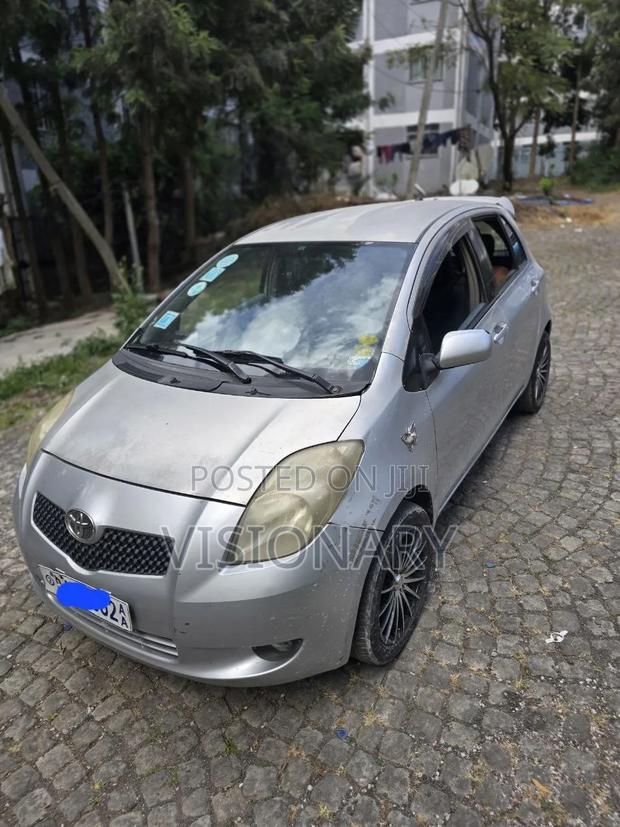 Toyota Yaris 2006 Silver