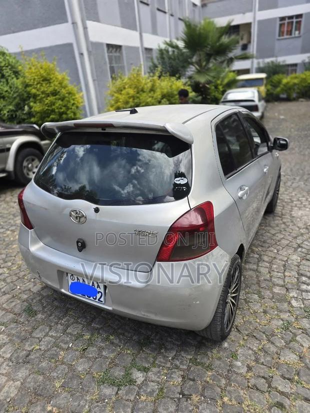Toyota Yaris 2006 Silver