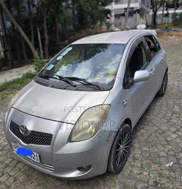 Toyota Yaris 2006 Silver