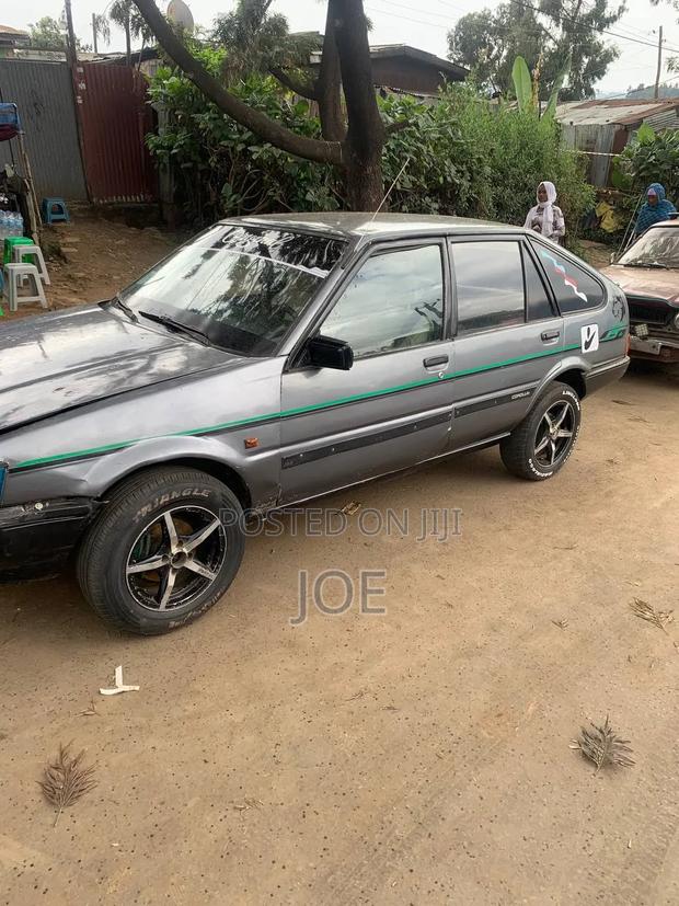 Toyota Corolla 1984 Silver