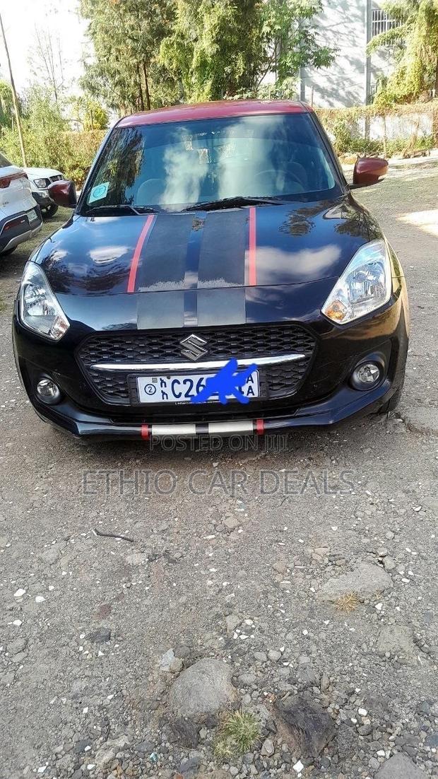 Suzuki Swift 2022 Black