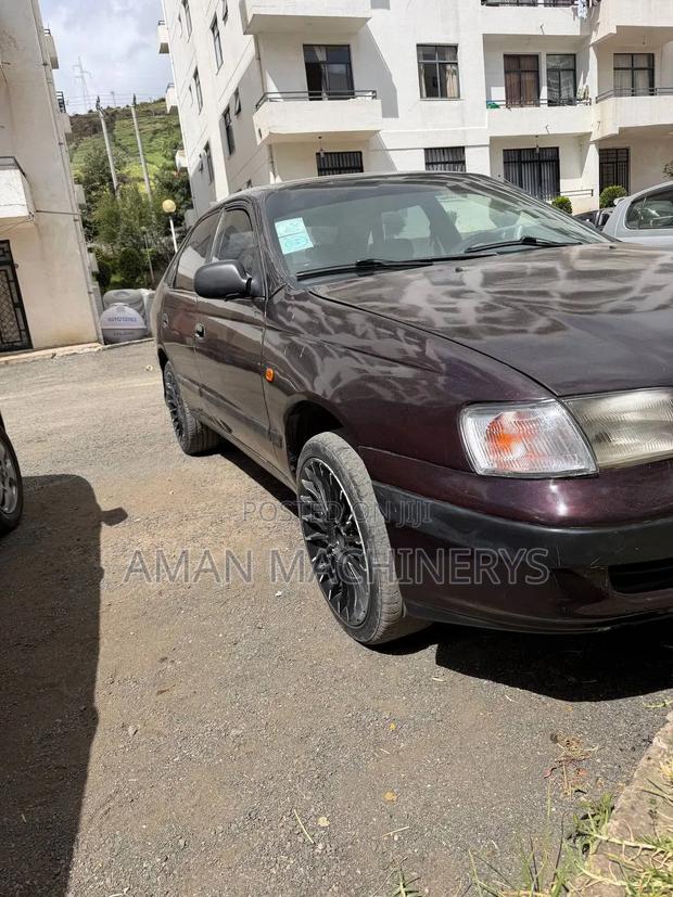 Toyota Carina E 1992 Beige