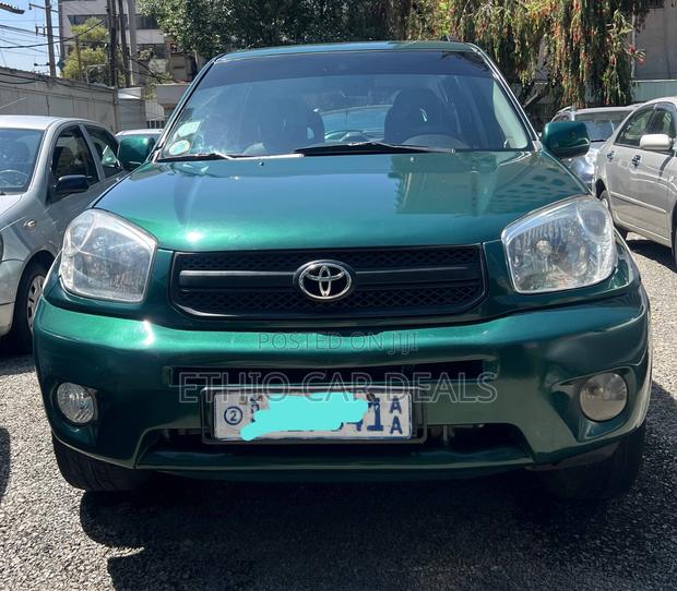 Toyota RAV4 2005 Green