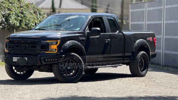 Ford F-150 2018 Black