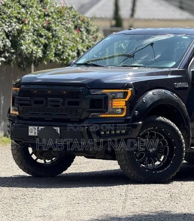 Ford F-150 2018 Black